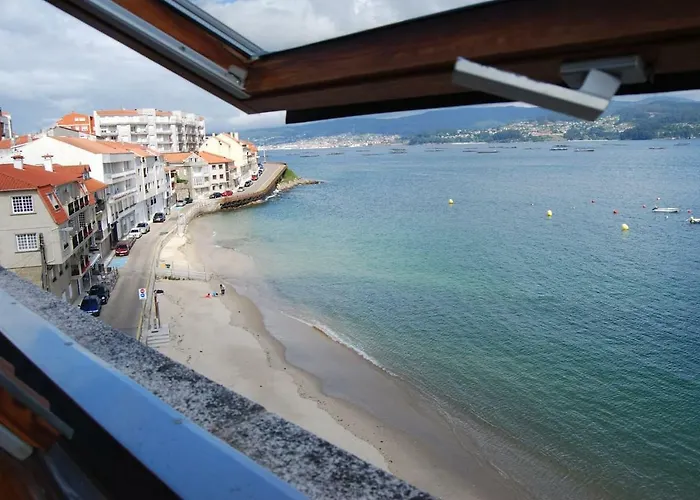 Playa De Raxo, Al Lado De Sanxenxo